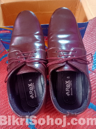 Formal shoes